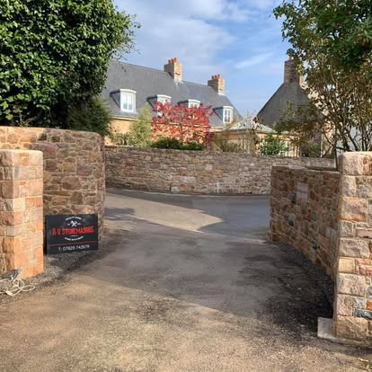 Entrance Pillars & Wall