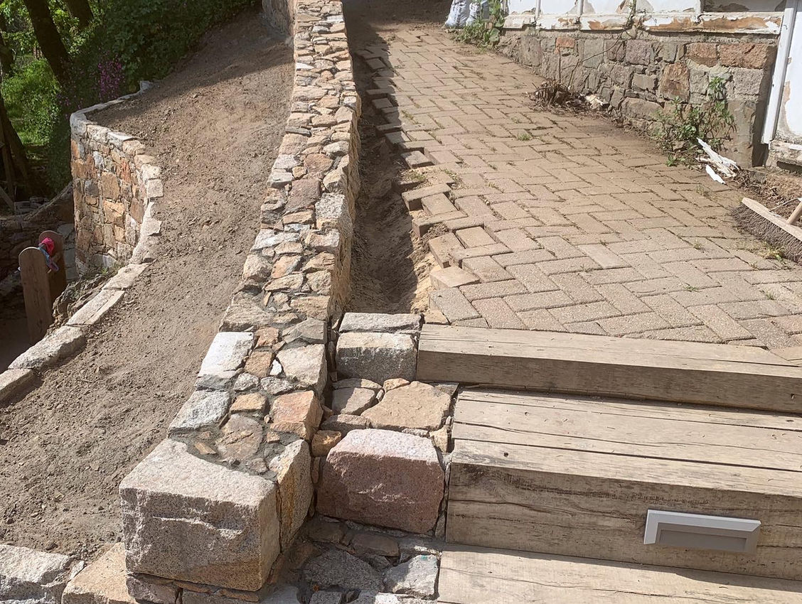 Jacuzzi Garden Project - Image 41