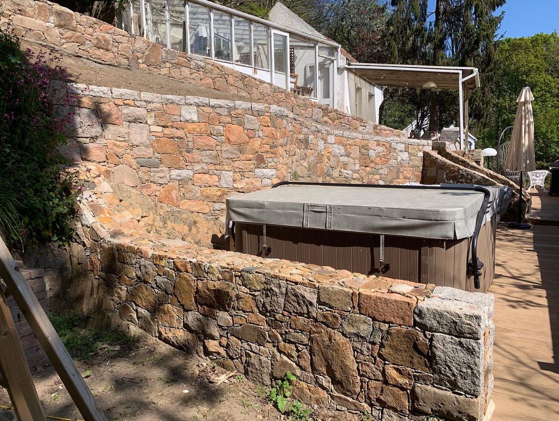 Jacuzzi Garden Project - Image 42