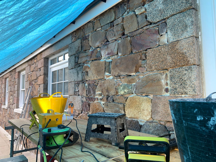 R-V Stonemason's Traditional Heritage Lime Pointing Project - Image 20