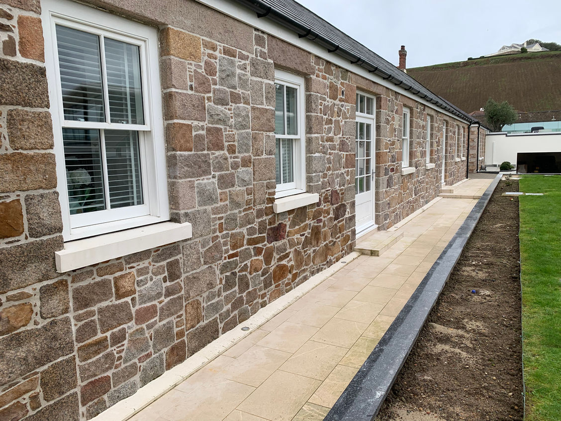 R-V Stonemason's Traditional Heritage Lime Pointing Project - Image 25
