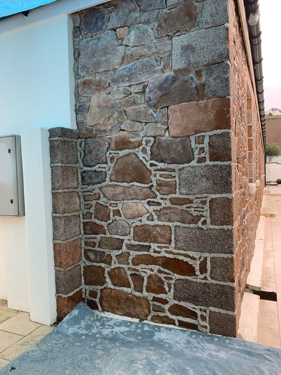R-V Stonemason's Traditional Heritage Lime Pointing Project - Image 28