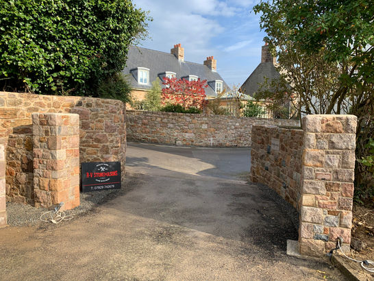 Pillar Entrance Project - Image 4