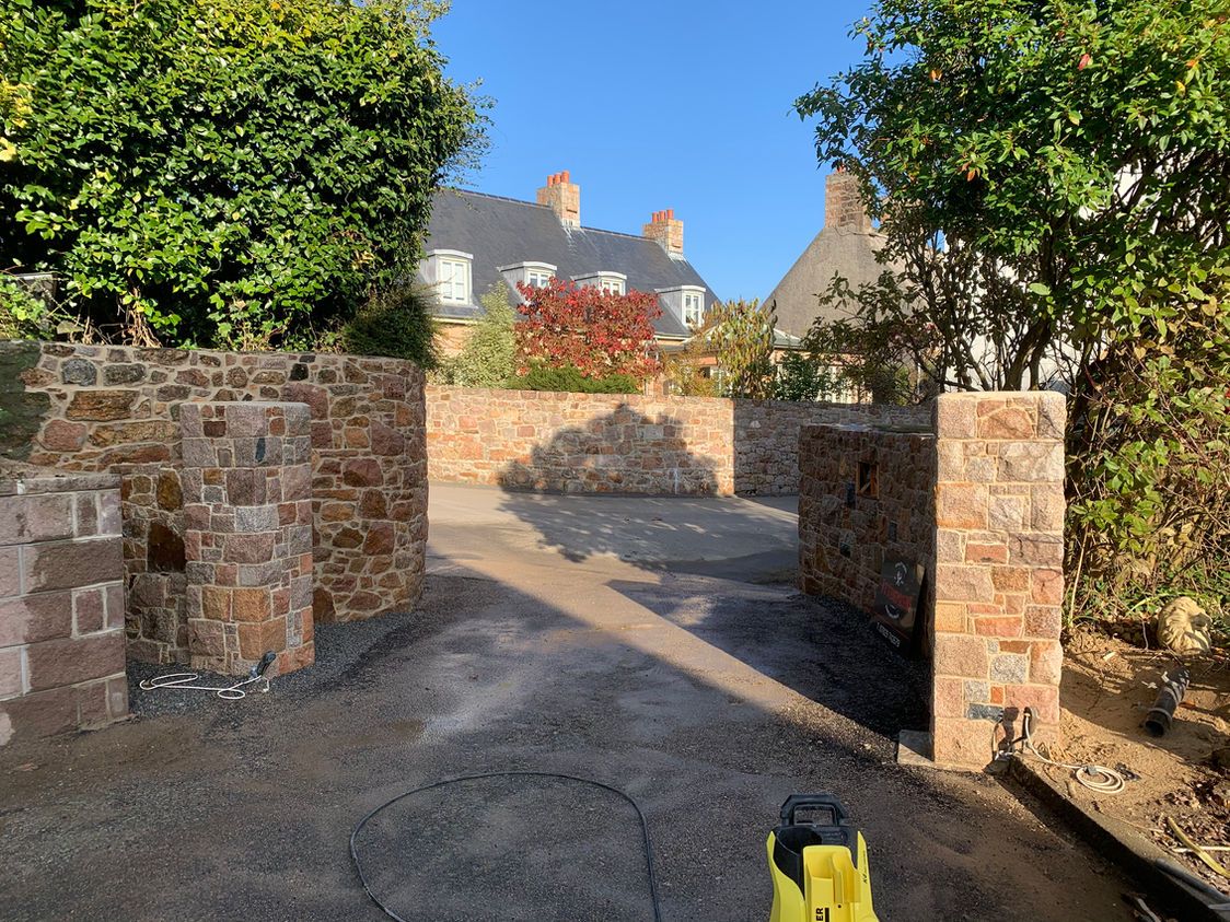 Pillar Entrance Project - Image 10