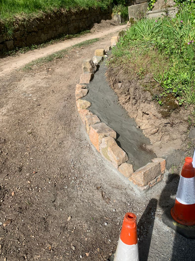 Urban Dry Walling In The Valley - Image 4
