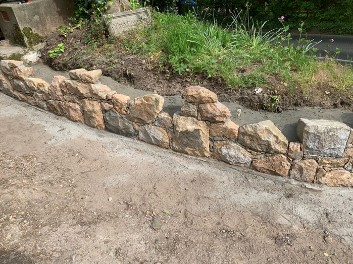 Urban Dry Walling In The Valley - Image 5