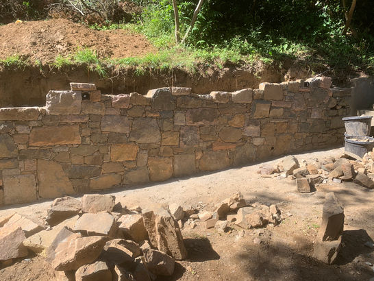 Urban Dry Walling In The Valley - Image 24