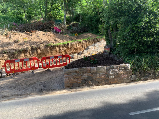 Urban Dry Walling In The Valley - Image 25