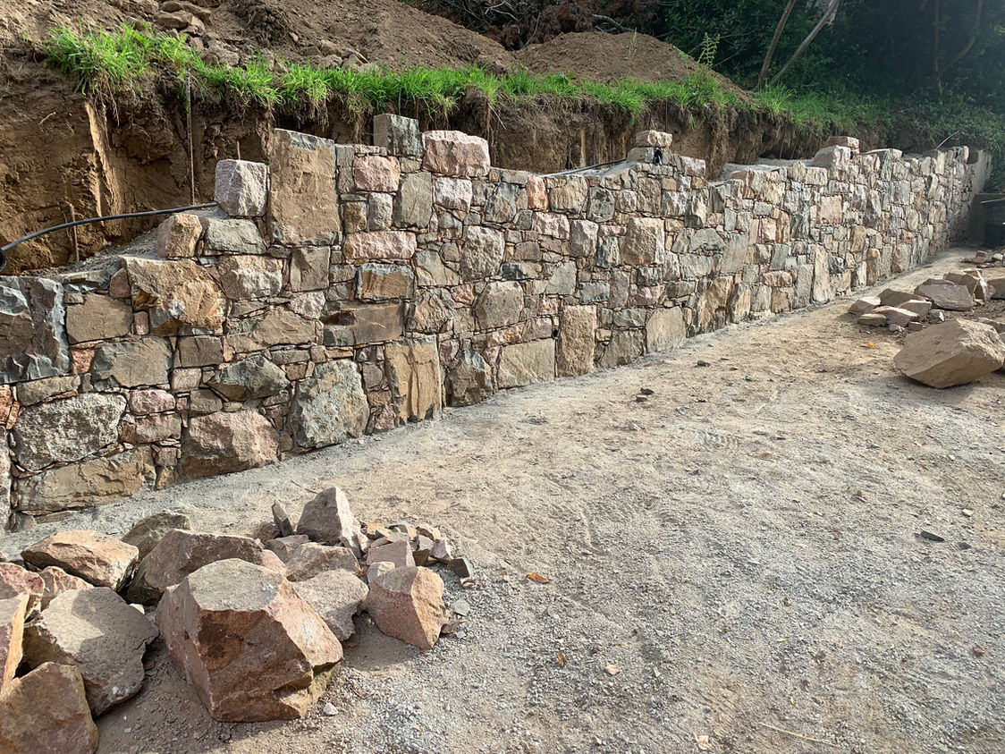 Urban Dry Walling In The Valley - Image 29