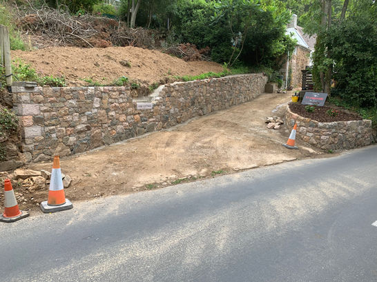 Urban Dry Walling In The Valley - Image 37