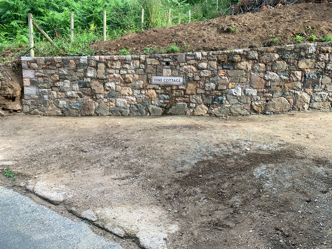 Urban Dry Walling In The Valley - Image 40